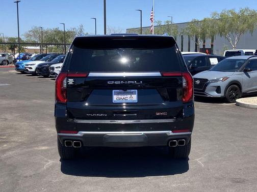 Onyx Black 2025 GMC Yukon XL Denali