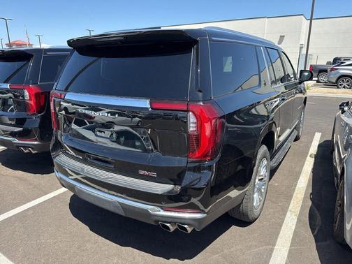 Onyx Black 2025 GMC Yukon XL Denali