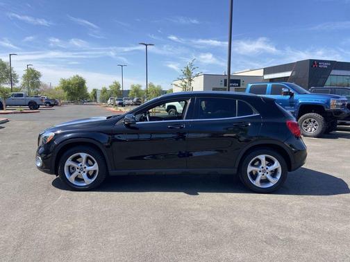 Night Black 2018 Mercedes-Benz GLA 250 4MATIC