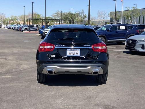 Night Black 2018 Mercedes-Benz GLA 250 4MATIC