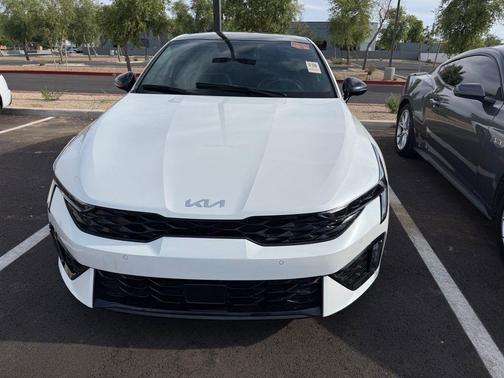 Snow White Pearl 2025 Kia K5 GT-Line
