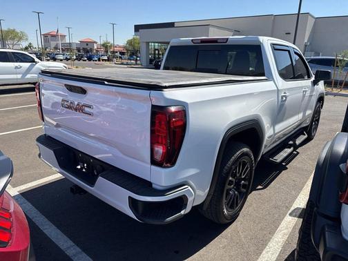 Summit White 2025 GMC Sierra 1500 Elevation