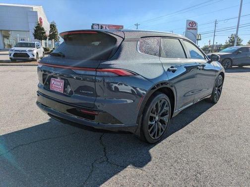 2025 Toyota Crown Signia Limited