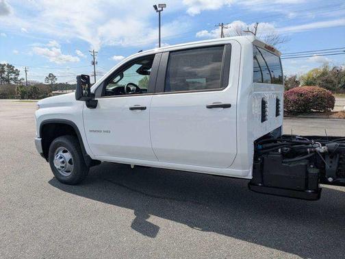 2026 Chevrolet Silverado 3500 WT