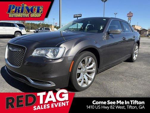 2019 Chrysler 300 Touring