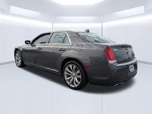 2019 Chrysler 300 Touring