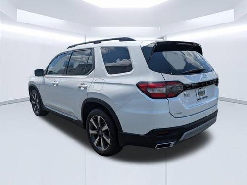 2023 Honda Pilot AWD Elite