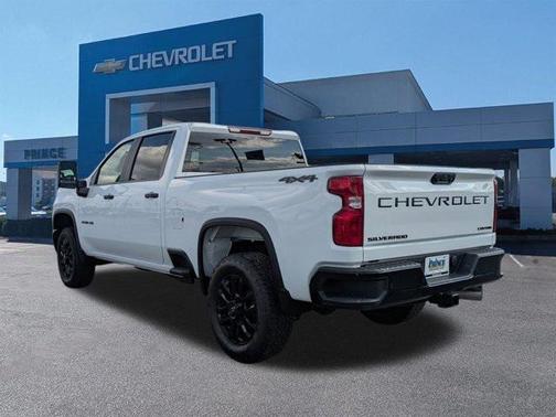 2026 Chevrolet Silverado 2500 Custom