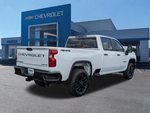 2026 Chevrolet Silverado 2500 Custom