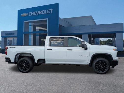 2026 Chevrolet Silverado 2500 Custom