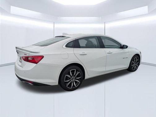 2024 Chevrolet Malibu FWD RS