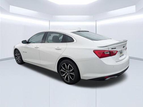 2024 Chevrolet Malibu FWD RS