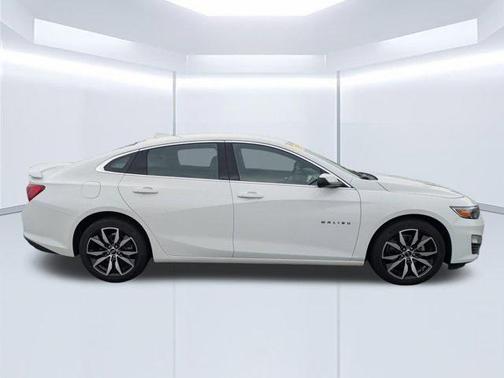 2024 Chevrolet Malibu FWD RS