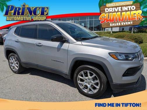 2022 Jeep Compass Latitude Lux