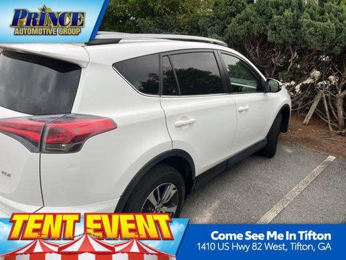 Super White 2017 Toyota RAV4 XLE