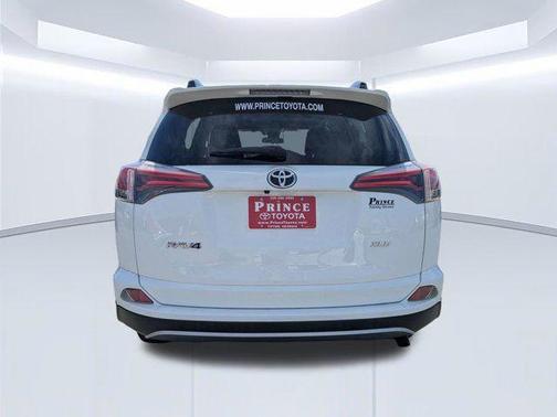 Super White 2017 Toyota RAV4 XLE
