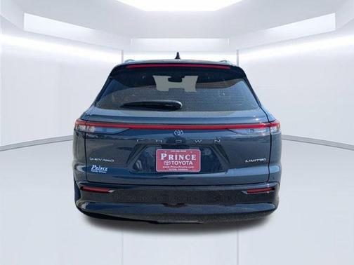 2025 Toyota Crown Signia Limited