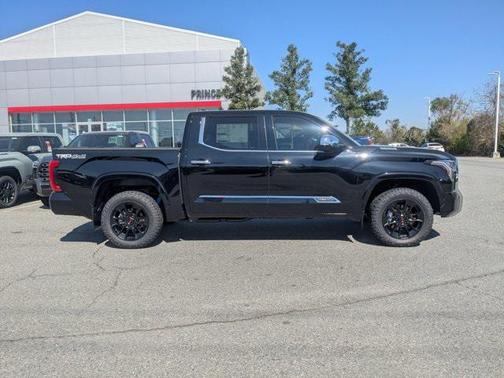 2025 Toyota Tundra Hybrid 1794 Edition