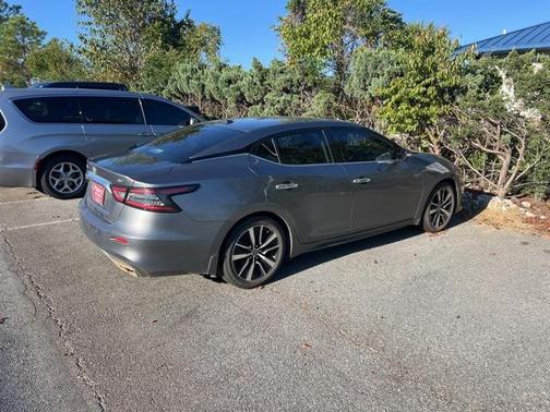 2022 Nissan Maxima SV Xtronic CVT
