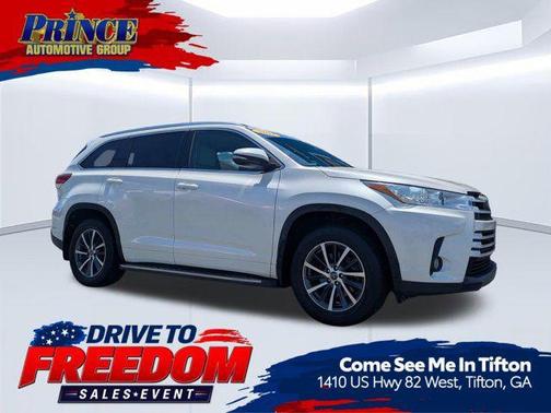 Blizzard Pearl 2017 Toyota Highlander XLE