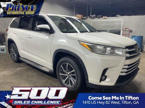 Blizzard Pearl 2017 Toyota Highlander XLE