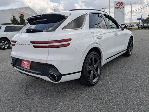 Alta White 2022 Genesis GV70 3.5T AWD Sport