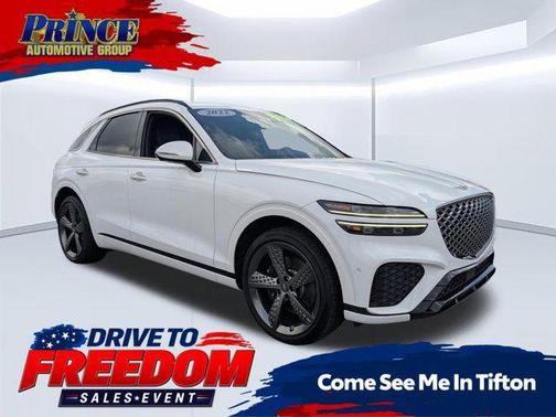 Alta White 2022 Genesis GV70 3.5T AWD Sport