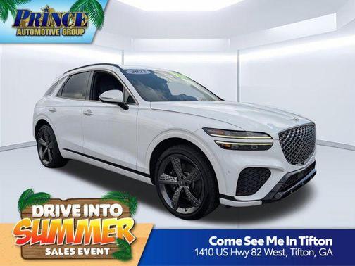 Alta White 2022 Genesis GV70 3.5T AWD Sport