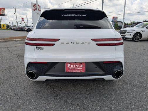 Alta White 2022 Genesis GV70 3.5T AWD Sport