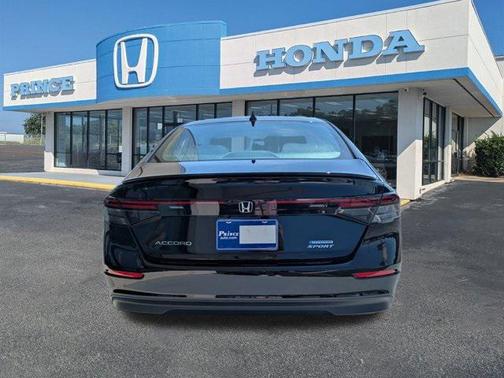 2025 Honda Accord Hybrid Base