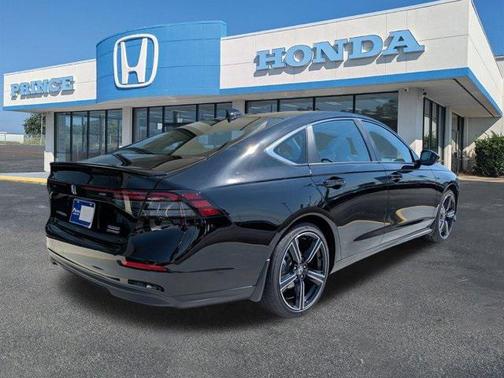 2025 Honda Accord Hybrid Base