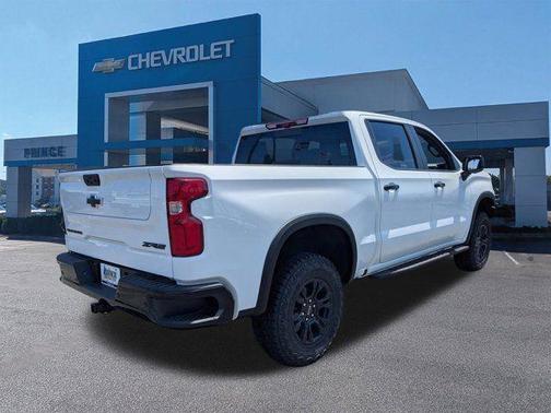 Summit White 2026 Chevrolet Silverado 1500 ZR2