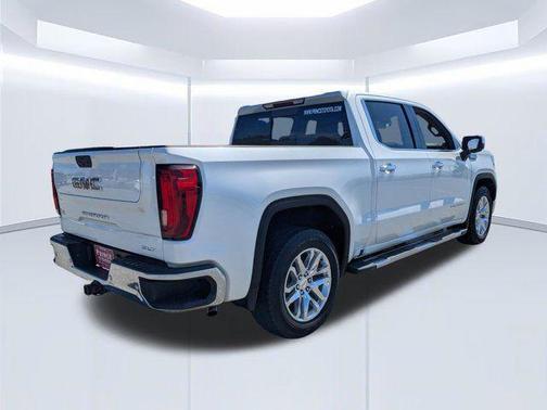 White Frost Tricoat 2019 GMC Sierra 1500 SLT