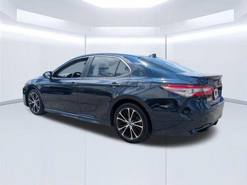 Galactic Aqua Mica 2019 Toyota Camry SE