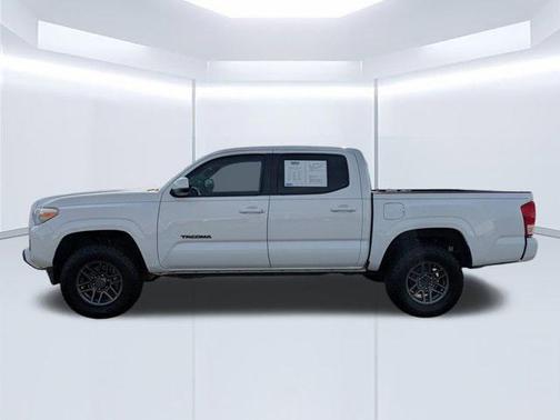 2017 Toyota Tacoma SR