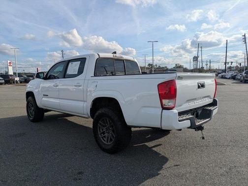 2017 Toyota Tacoma SR