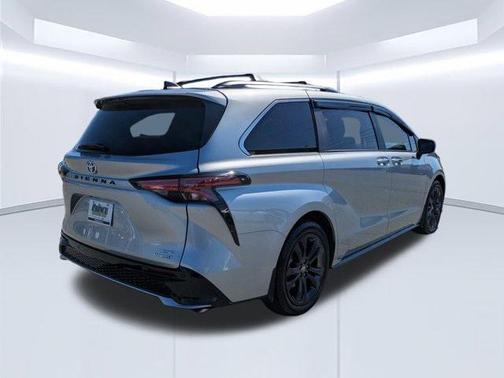 2024 Toyota Sienna XSE 7 Passenger
