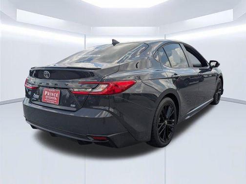 Underground 2025 Toyota Camry SE