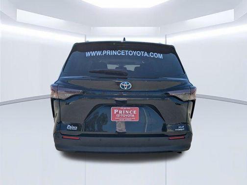 Midnight Black Metallic 2023 Toyota Sienna XLE