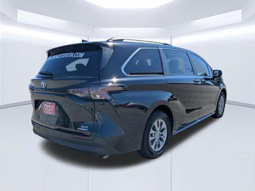 Midnight Black Metallic 2023 Toyota Sienna XLE