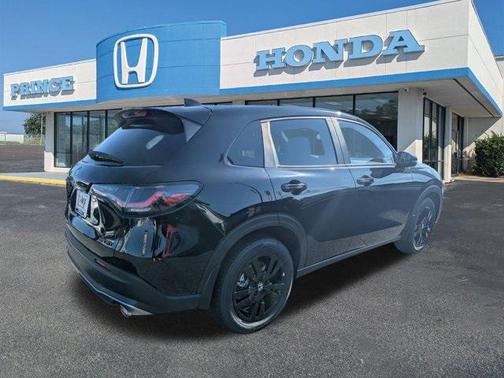 2026 Honda HR-V 2WD Sport