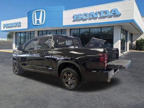 Crystal Black Pearl 2026 Honda Ridgeline TrailSport
