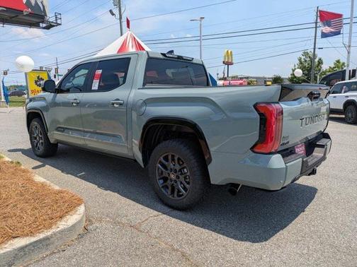 2025 Toyota Tundra Hybrid Platinum