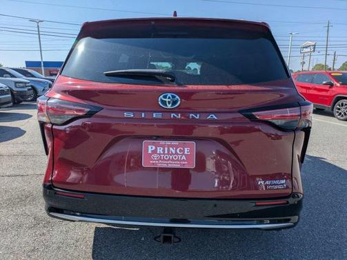 2022 Toyota Sienna Platinum 7 Passenger