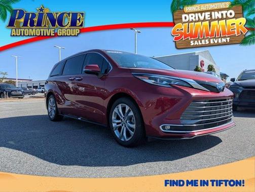 2022 Toyota Sienna Platinum 7 Passenger