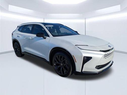 2025 Toyota Crown Signia Limited