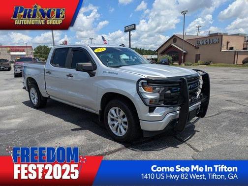 2022 Chevrolet Silverado 1500 Custom