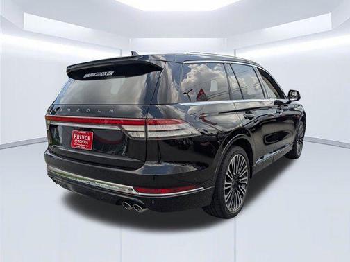 Infinite Black Metallic Clearcoat 2022 Lincoln Aviator Black Label AWD
