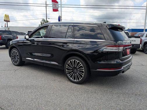 Infinite Black Metallic Clearcoat 2022 Lincoln Aviator Black Label AWD