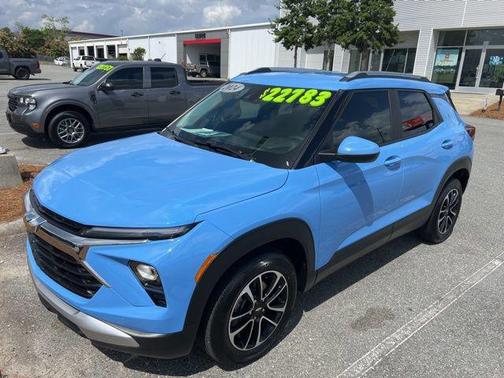 Fountain Blue 2024 Chevrolet Trailblazer LT